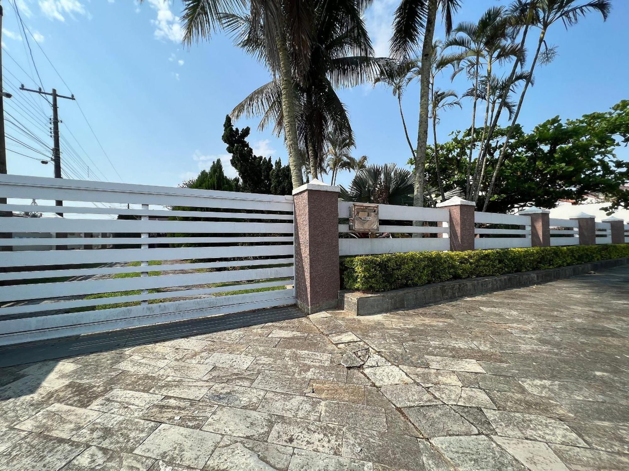 Casa Agradavel Com Piscina, A Poucos Passos Da Praia Peruíbe Dış mekan fotoğraf
